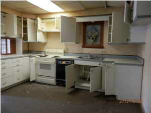 316 Jackson St, Huntingburg, IN 47542 photo 4