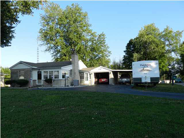 701 Water Tower Rd, Owensville, IN 47665 photo 2