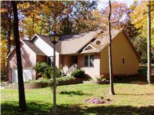345 S Tinsel Cir E, Santa Claus, IN 47579 photo 1