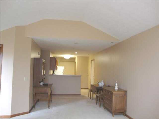 8314 Gate Way Dr, Evansville, IN 47715 photo 7