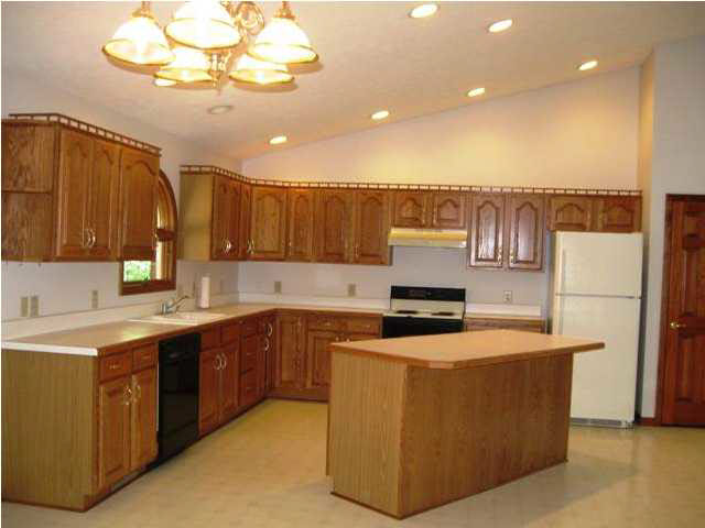 6142 Shiloh Rd, Tell City, IN 47586 photo 3
