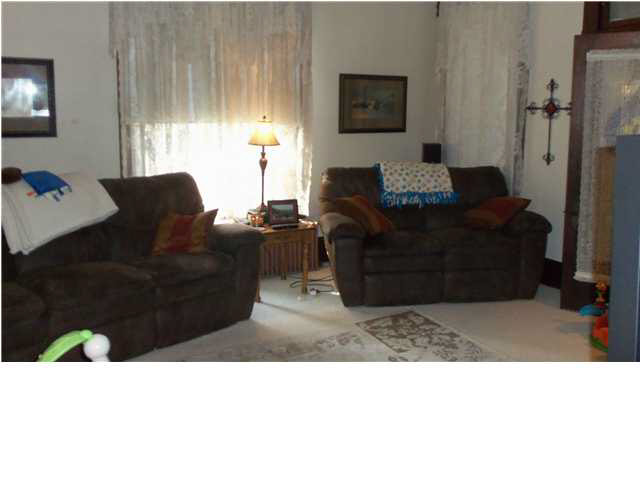 606 Troy Rd, Washington, IN 47501 photo 4