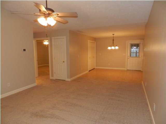 523 S Eighth Ave, Haubstadt, IN 47639 photo 3