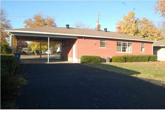 525 E Moore St, Boonville, IN 47601 photo 9