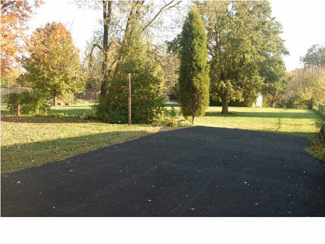 525 E Moore St, Boonville, IN 47601 photo 10