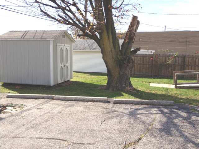 2304 W Virginia St, Evansville, IN 47712 photo 16