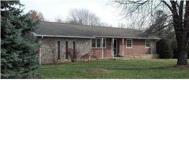 3128 N Private Road 25 E, Petersburg, IN 47567 photo 1