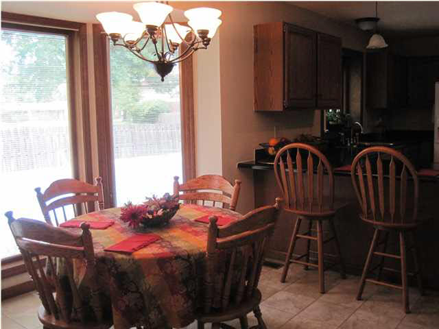 145 Lant Ln, Evansville, IN 47715 photo 6