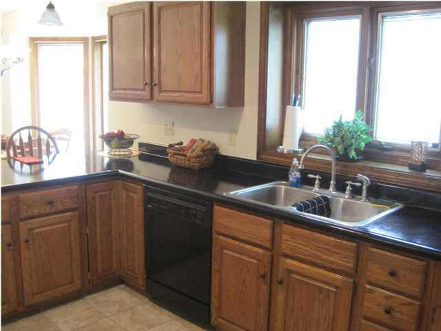 145 Lant Ln, Evansville, IN 47715 photo 4