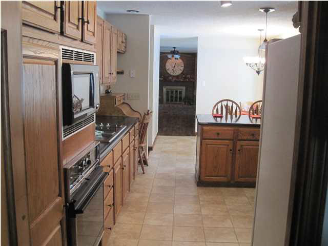 145 Lant Ln, Evansville, IN 47715 photo 5