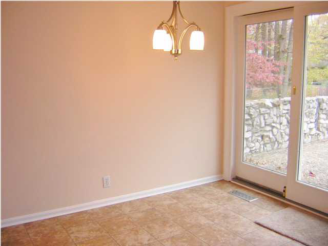 6201 Twickingham Dr, Evansville, IN 47711 photo 5