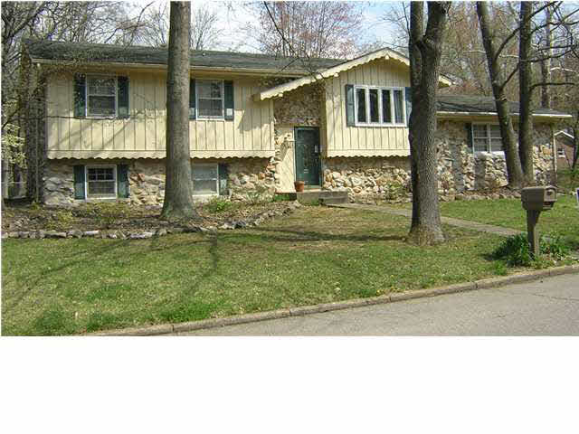 6201 Twickingham Dr, Evansville, IN 47711 photo 1