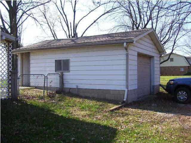 15040 Cemetery Rd, Evansville, IN 47725 photo 4