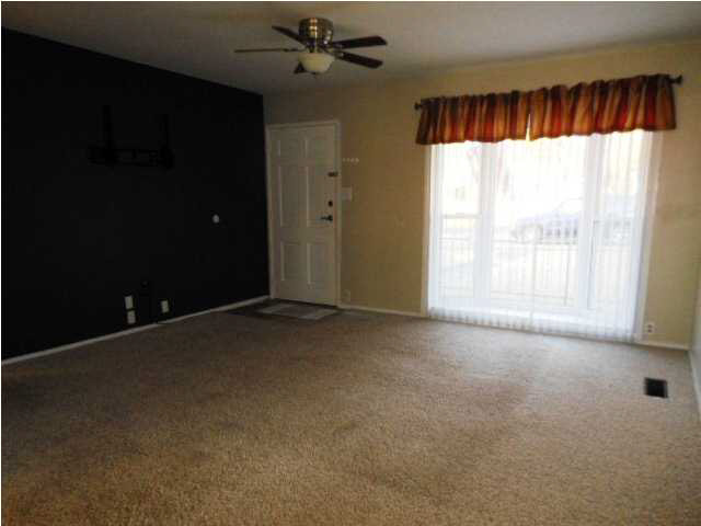 4212 Meadowridge Rd, Evansville, IN 47710 photo 2