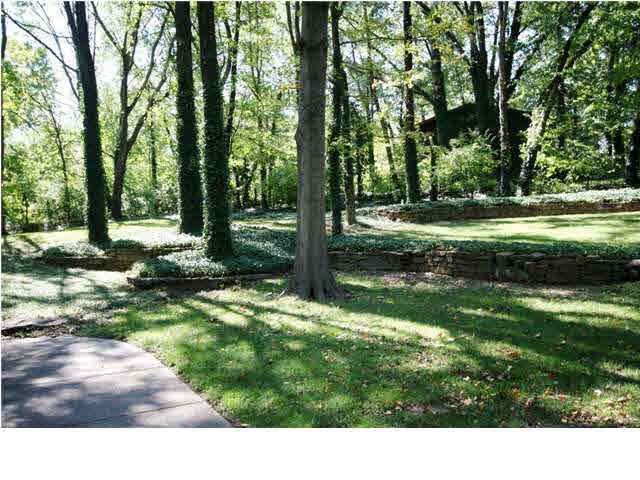 2411 Sharon Pl, Evansville, IN 47725 photo 2