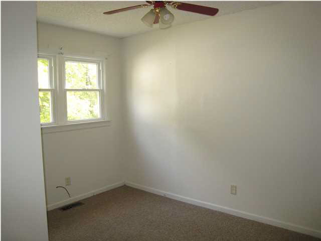 2216 S Lombard Ave, Evansville, IN 47714 photo 9