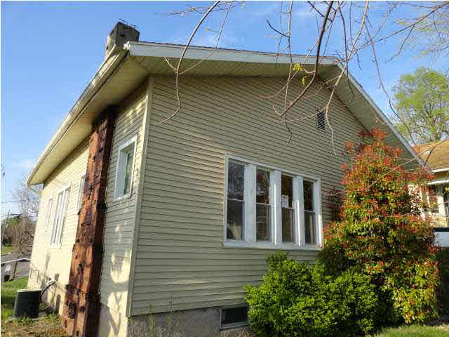 2821 Hillcrest Ter, Evansville, IN 47712 photo 11