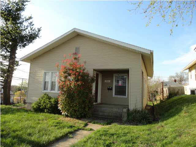 2821 Hillcrest Ter, Evansville, IN 47712 photo 14