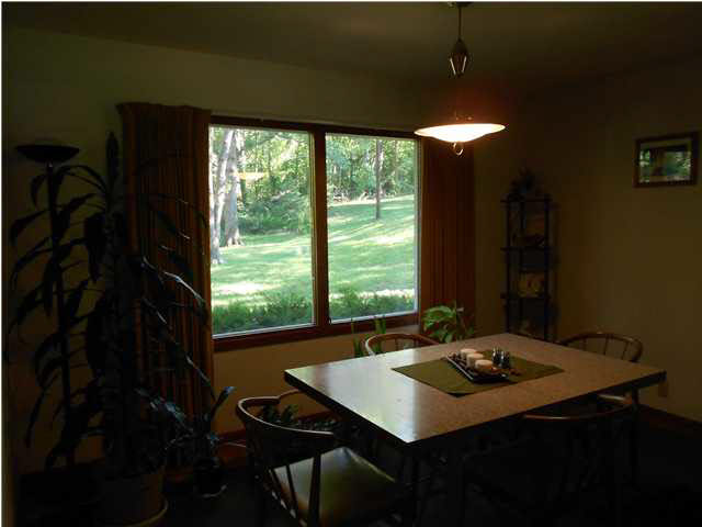 2323 SE Browning Rd, Evansville, IN 47725 photo 4
