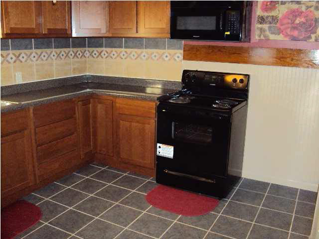905 7th St, Tell City, IN 47586 photo 3