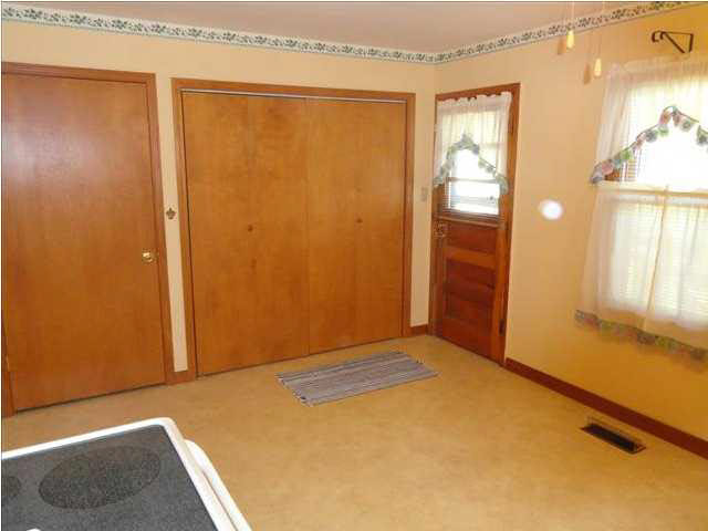 1816 Stevens Ave, Evansville, IN 47714 photo 3