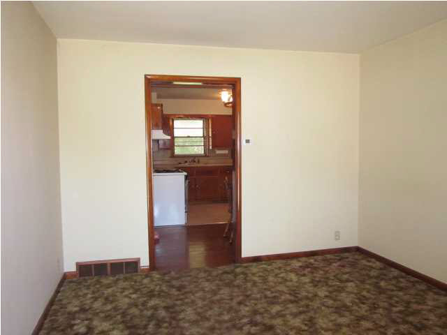 2575 N Bedford Ave, Evansville, IN 47711 photo 16