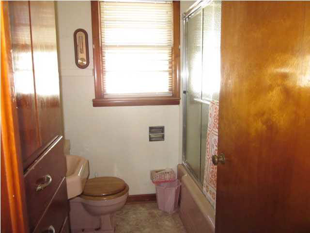 2575 N Bedford Ave, Evansville, IN 47711 photo 27
