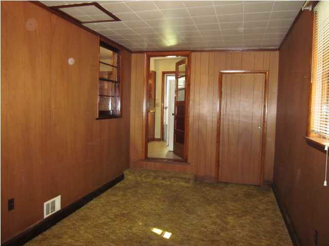 2575 N Bedford Ave, Evansville, IN 47711 photo 11