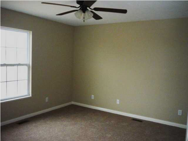 6941 Crescent Dr, Chandler, IN 47610 photo 5