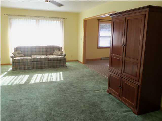 150 Marlatt St, Plainville, IN 47568 photo 2
