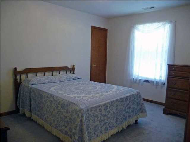320 Ridgewood Ln, Jasper, IN 47546 photo 8