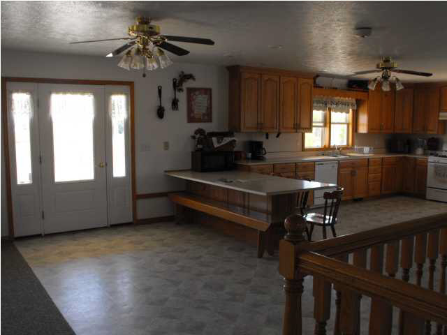 6630 E 200 N, Montgomery, IN 47558 photo 6