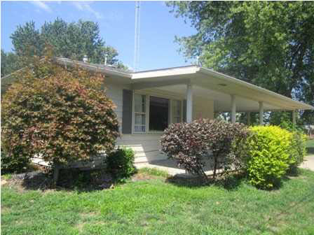 108 E North St, Petersburg, IN 47567 photo 14