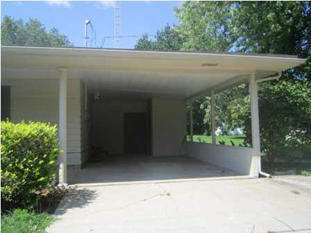 108 E North St, Petersburg, IN 47567 photo 15