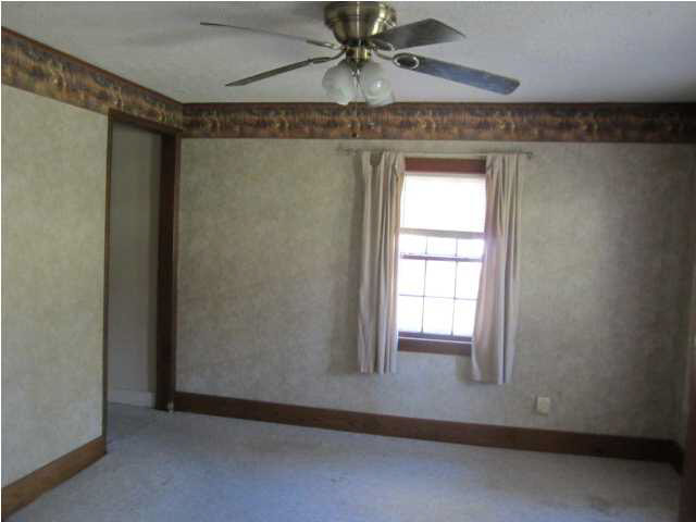9995 Old State Road 37, Tell City, IN 47586 photo 3