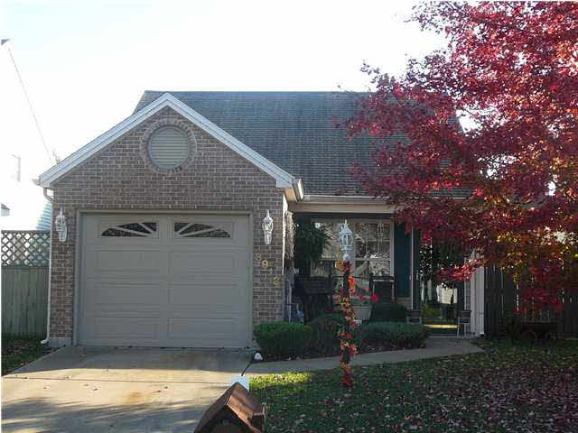 3913 Seasons Pt, Evansville, IN 47715 photo 1