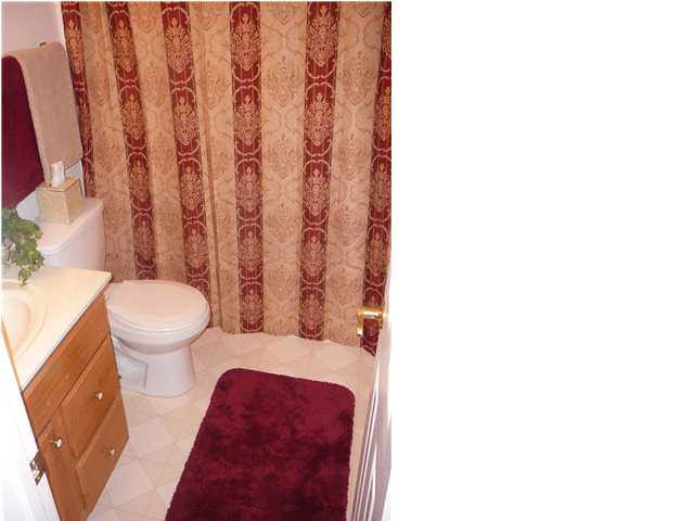3913 Seasons Pt, Evansville, IN 47715 photo 8