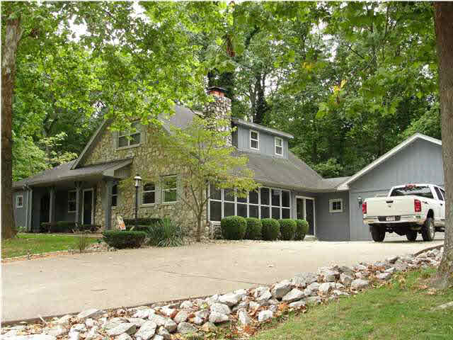 2281 N Benchmark Dr, Princeton, IN 47670 photo 1