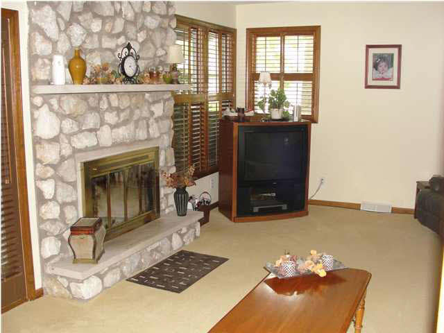 2281 N Benchmark Dr, Princeton, IN 47670 photo 4