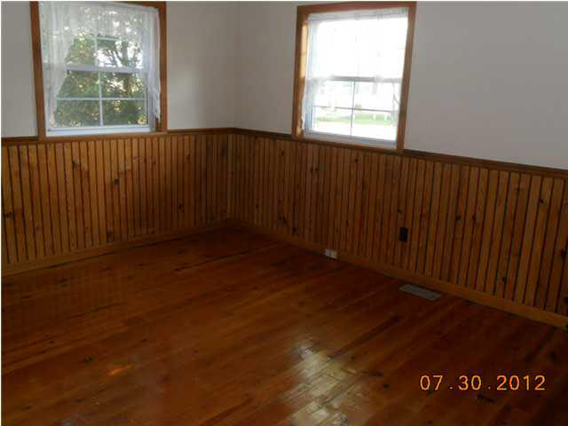 104 W 3rd St, Cannelburg, IN 47519 photo 7