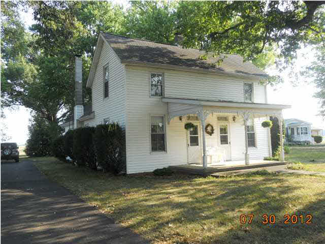 104 W 3rd St, Cannelburg, IN 47519 photo 1