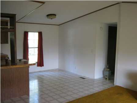 4727 S Old State Road 64, Winslow, IN 47598 photo 12