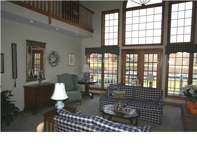 6244 Lakewood Ct, Newburgh, IN 47630 photo 9