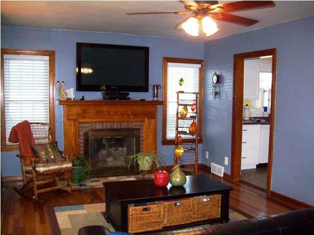 1711 Grand Ave, Washington, IN 47501 photo 5