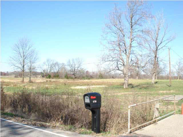 5730 Kansas Rd, Evansville, IN 47725 photo 20