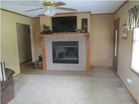 222 W County Road 900 S, Oakland City, IN 47660 photo 3