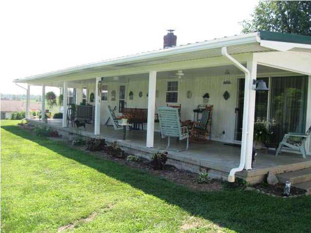 9650 Sweetwater Rd, Tell City, IN 47586 photo 3