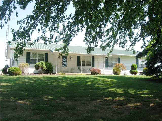 9650 Sweetwater Rd, Tell City, IN 47586 photo 1