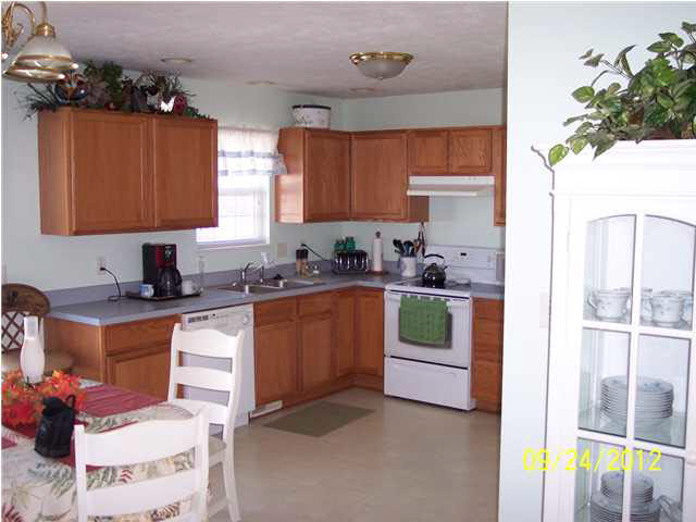 3136 Stonecrest Dr, Evansville, IN 47725 photo 3