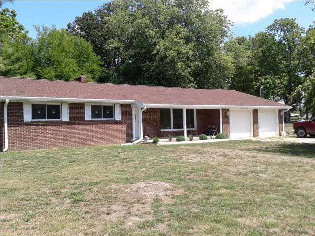 1008 Wykoff Ln, Washington, IN 47501 photo 1